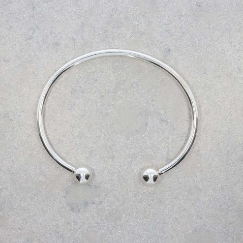 Viola Silver Torque Bangle Heidi Kjeldsen Jewllery BL4179 still
